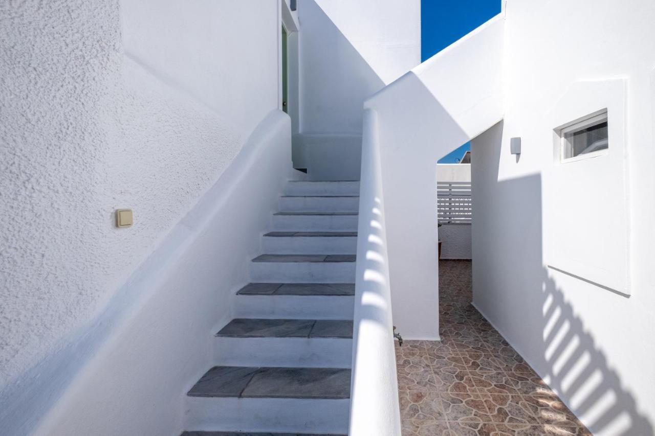 Lorenzo Studios And Suites Paros Naousa  Exterior photo