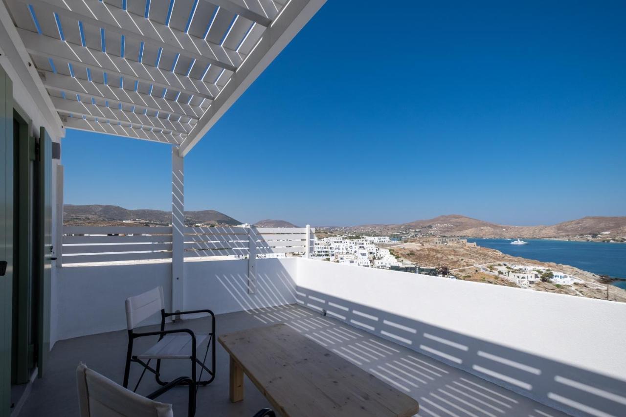 Lorenzo Studios And Suites Paros Naousa  Exterior photo